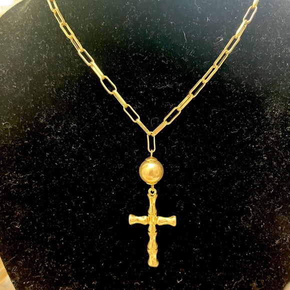 ❌SOLD❌ New Canvas Style Cross Necklace - Picture 2 of 3